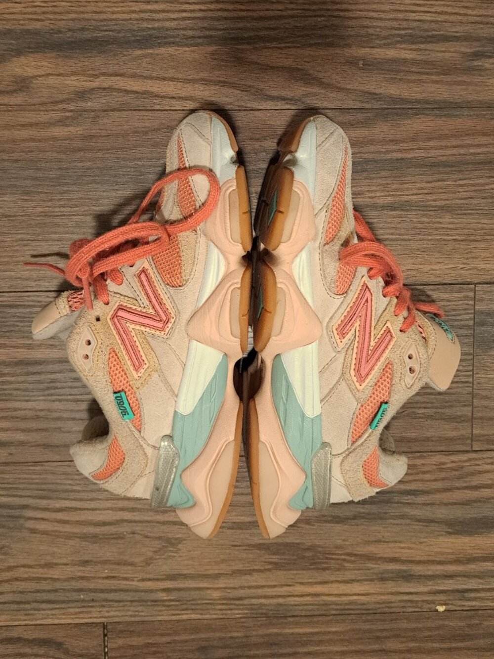 New Balance 9060 women Size 7 Joe Freshgoods  'Inside Voices' - Picture 4 of 6